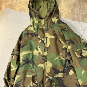 US Military ECWCS Gen 1 Woodland Camo Gore-Tex Parka Cold Weather Jacket Hooded